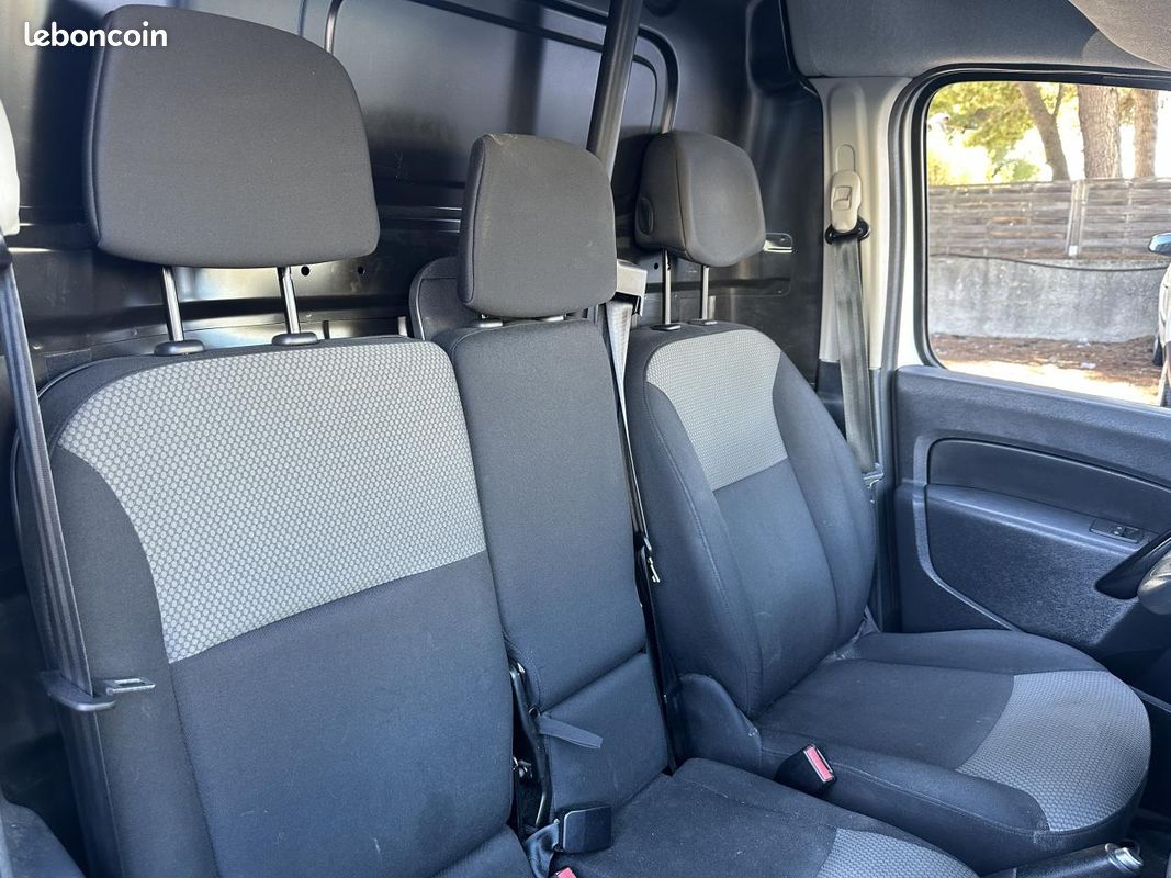 Renault kangoo fourgon 1.5 bluedci 95 extra rlink (image 7)