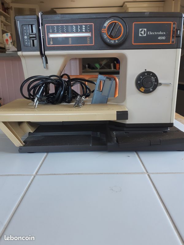 Machine à coudre electrolux (image 1)