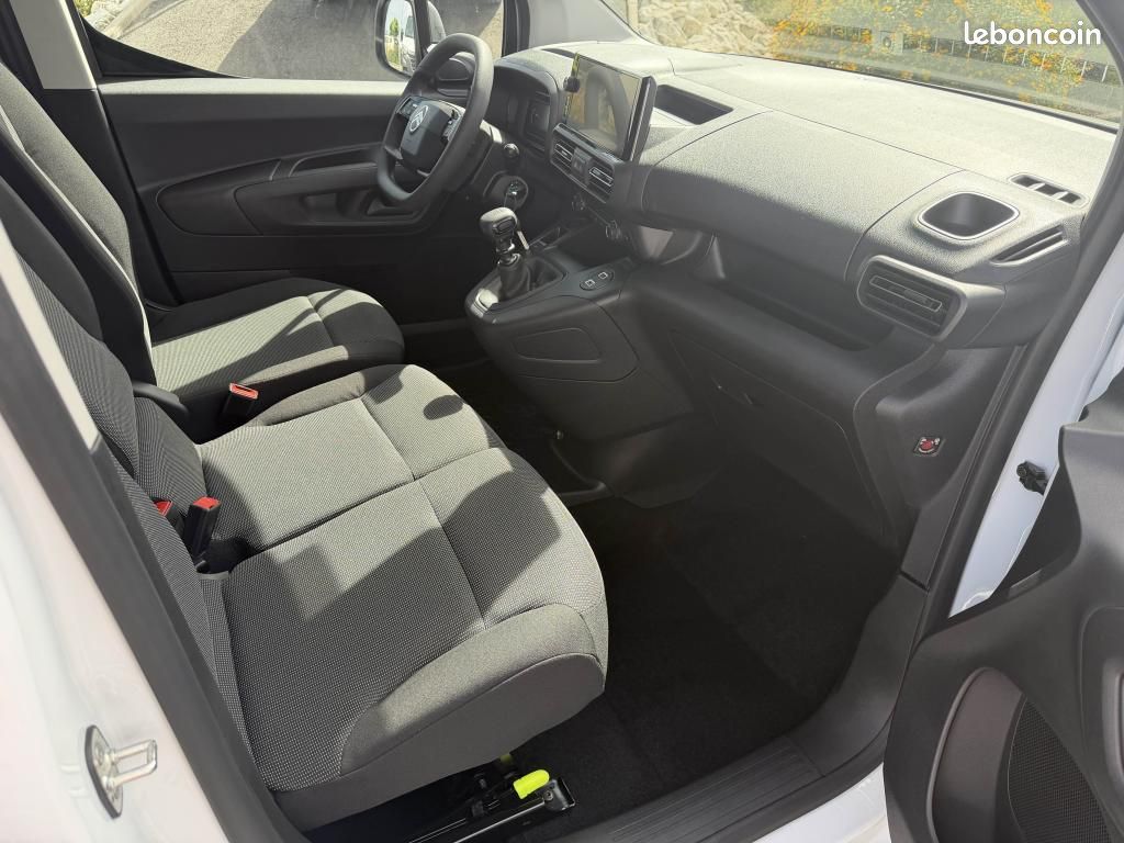 CITROEN BERLINGO III 1.5 BlueHDi S&S - 100 Fourgon M 650 kg (image 12)