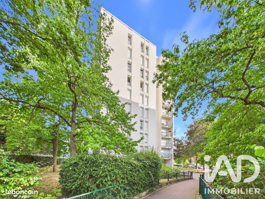 Appartement 4 pièces 72 m² · à Épinay-sous-Sénart · 72 m² · 139 000 €