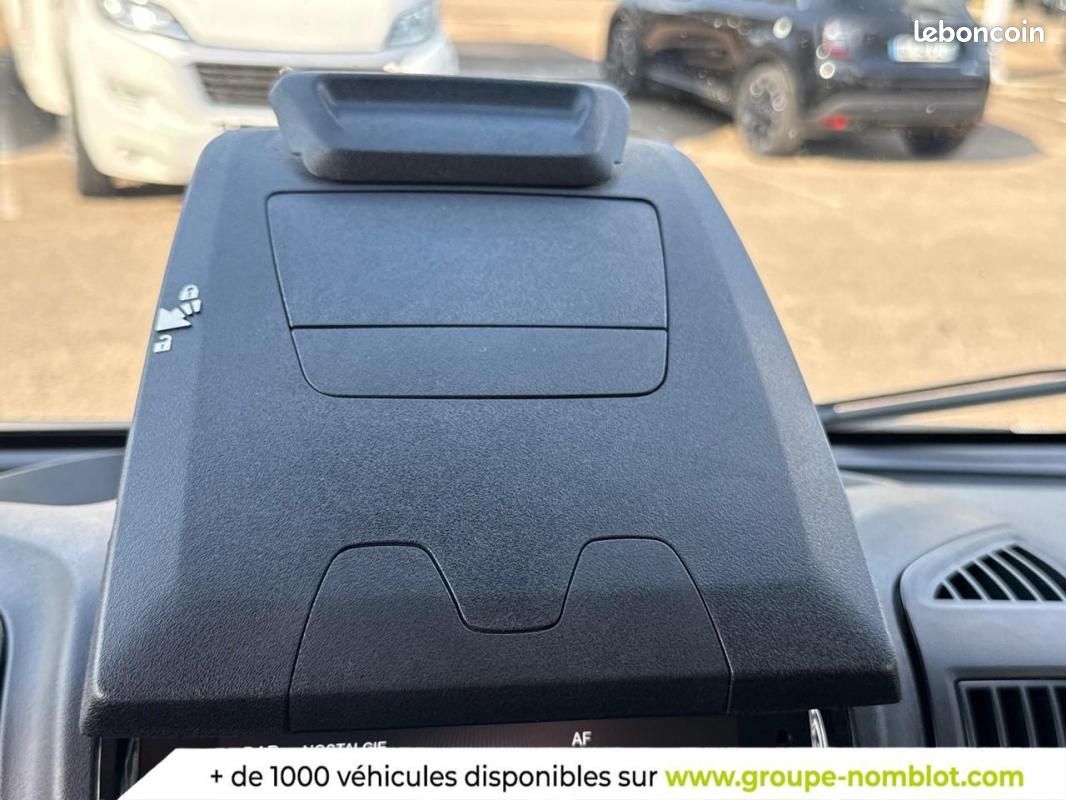 Citroën Jumper FOURGON TOLE 33 L1H1 BLUEHDi 140 S&S BVM6 (image 35)