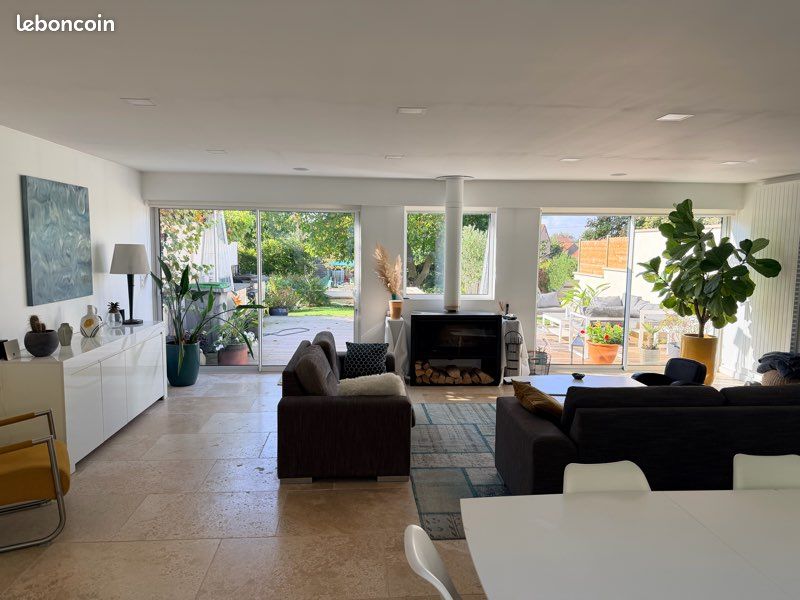 Maison 7 pièces 210 m² · à Linselles · 210 m² · 539 000 €