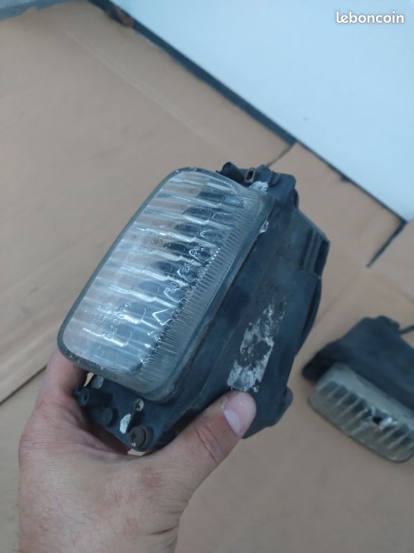2 antibrouillards HELLA Seat Toledo 1L de 1998 (image 2)
