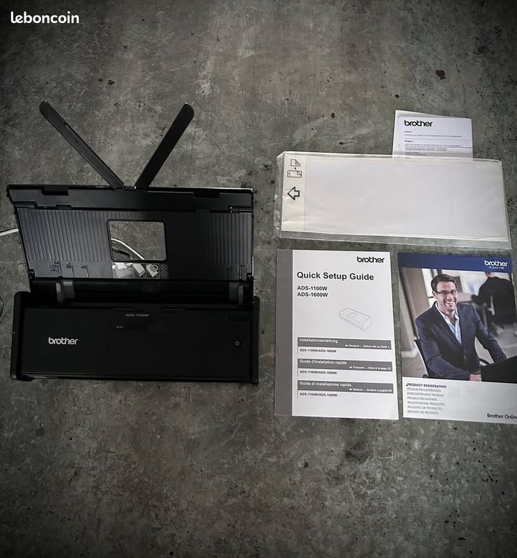 Scanner pro Brother compact ADS1100W (recto‐verso, scan carte rigide, 1200 dpi) PC/Mac, impeccable (image 2)