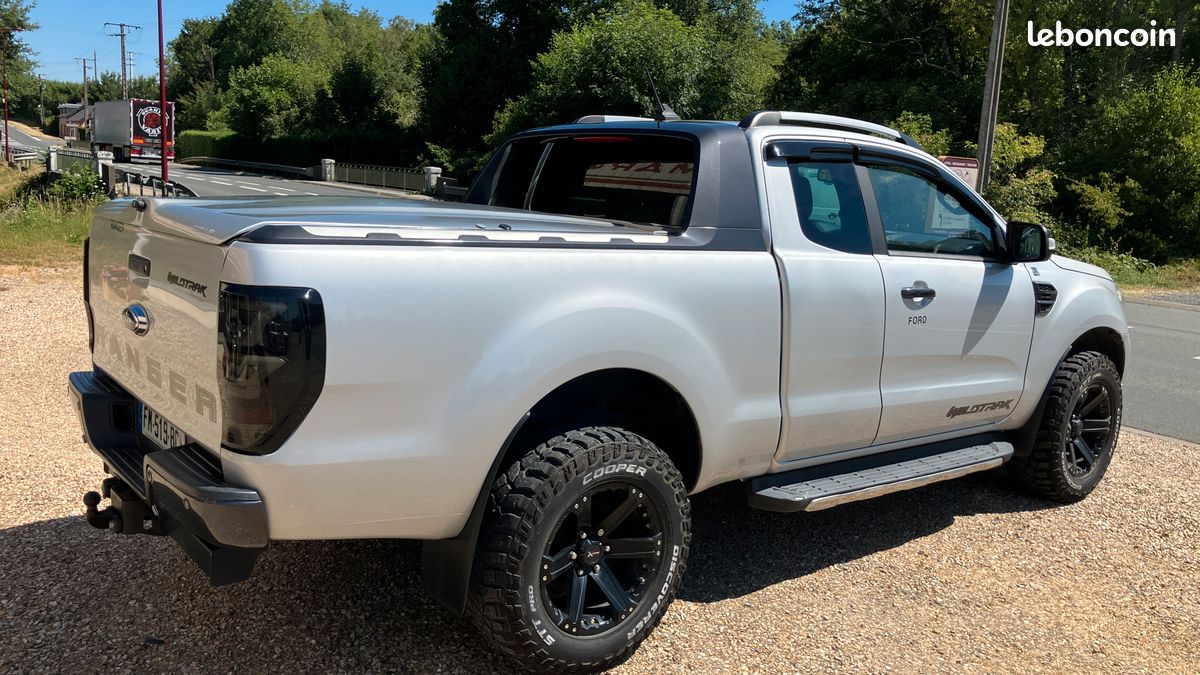 FORD RANGER 4X4 super cab TDCI 212 WILDTRACK Bva 10 (image 2)