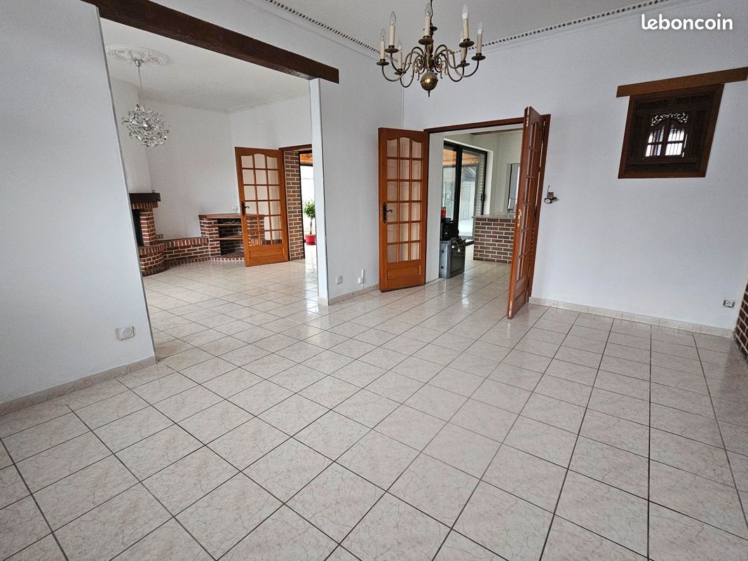 Maison 5 pièces 140 m² · à Vitry-en-Artois · 140 m² · 199 000 €