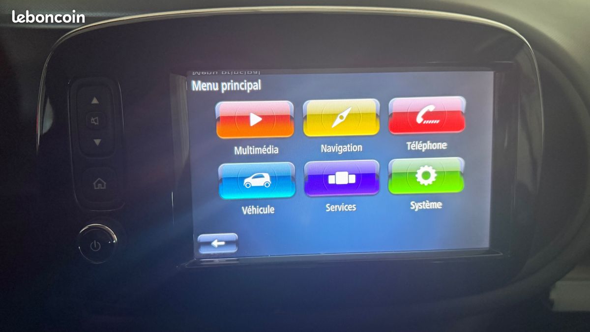 Smart fortwo electric pure 17.6kwh (image 27)