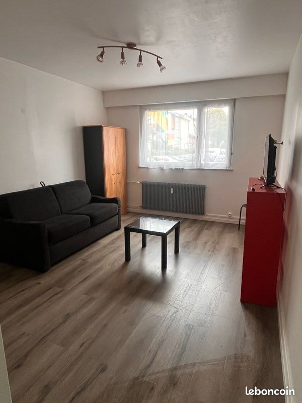 Studio meublé à louer (image 2)
