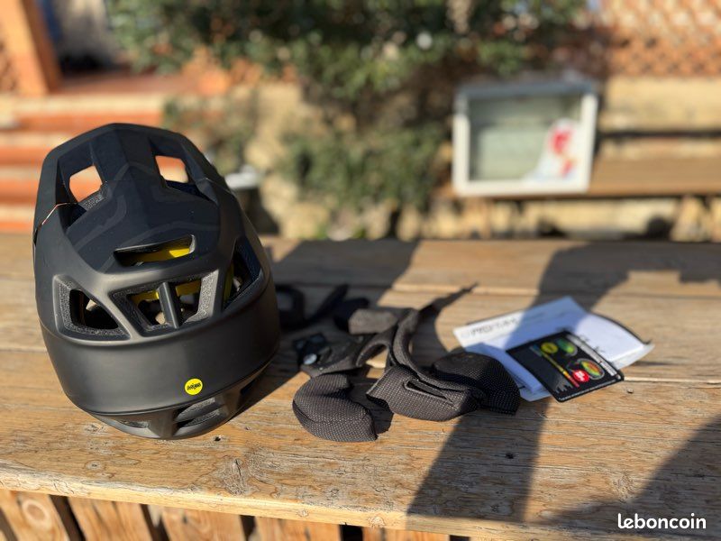 Casque fox (image 2)