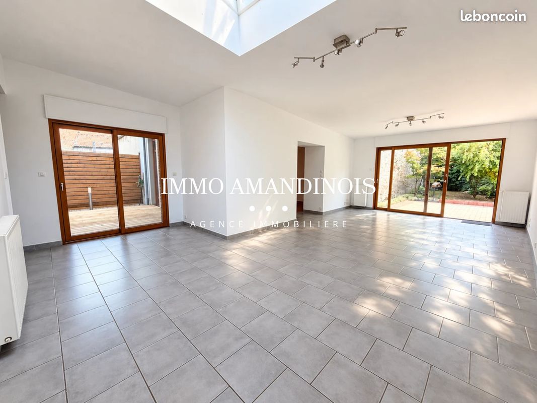 Maison 7 pièces 189 m² · à Saint-Amand-les-Eaux · 189 m² · 335 000 €