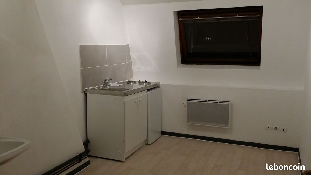 Appartement 1 pièce 15 m² · à Valenciennes · 15 m² · 300 €/mois
