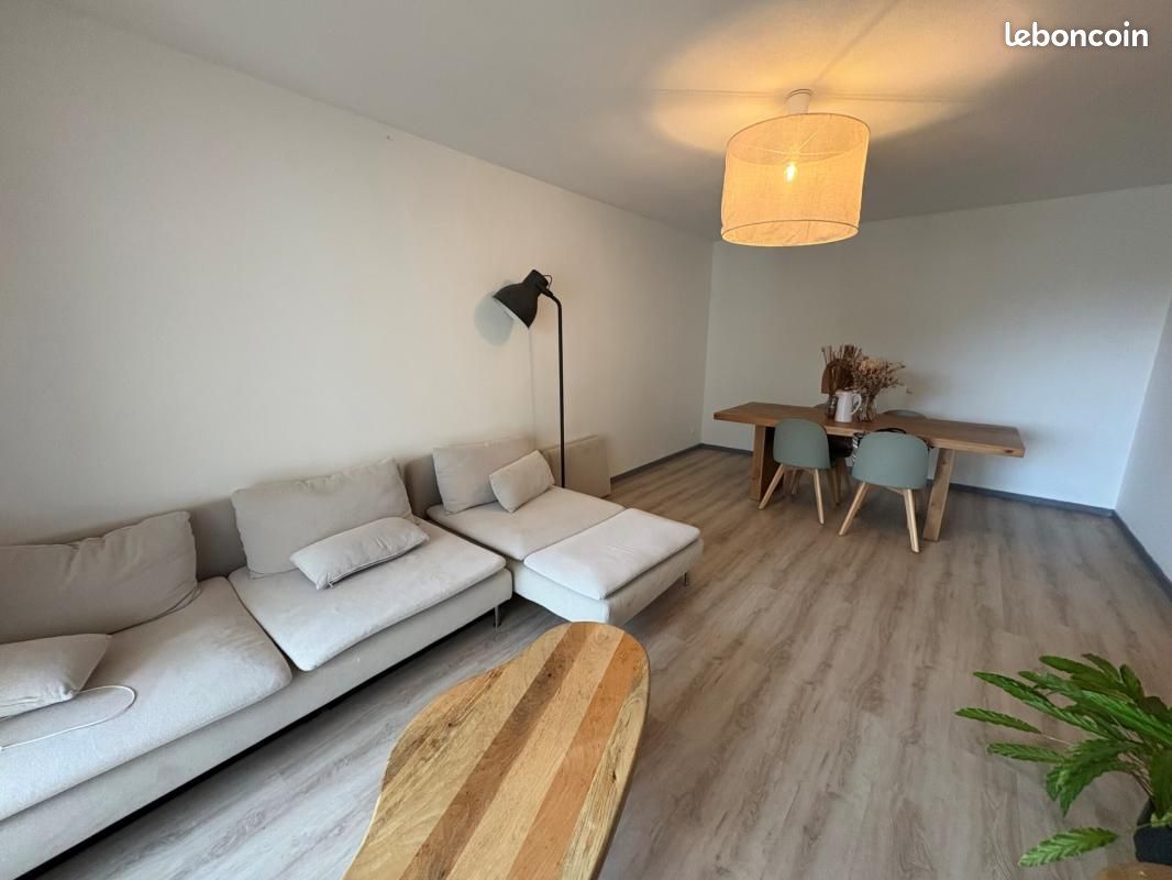 Appartement 4 pièces 88 m² · à Saint-Just-Saint-Rambert · 88 m² · 880 €/mois