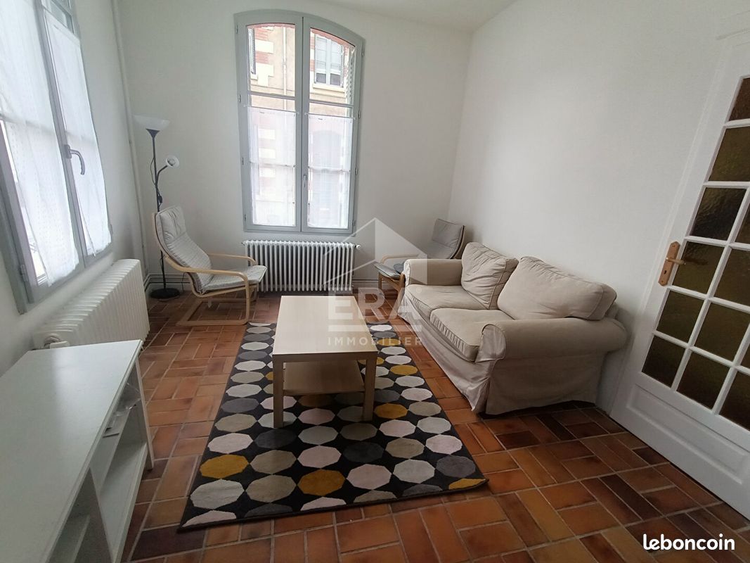 Maison 5 pièces 82 m² · à Tours · 82 m² · 1 070 €