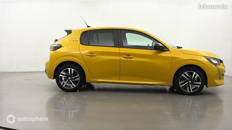 Peugeot 208 1.2 PureTech 100ch S&S Style EAT8 (image 4)