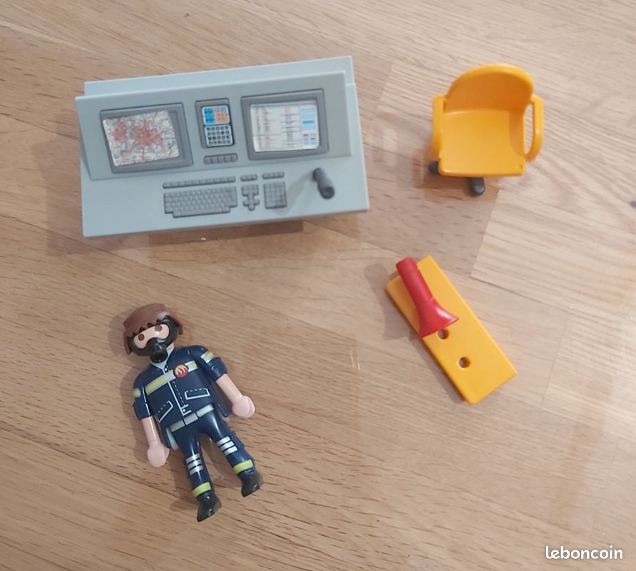 Caserne des pompiers Playmobil City action (image 4)