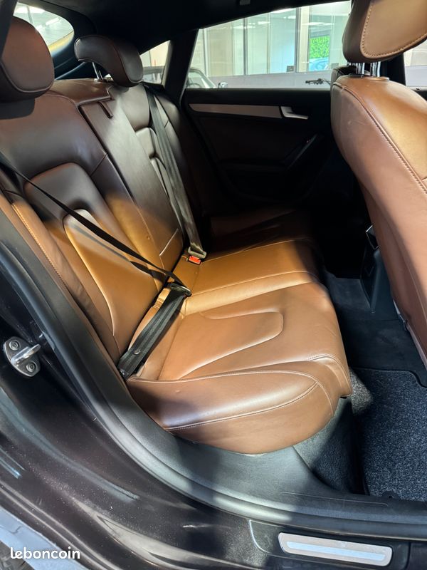 Audi A5 Sportback 2.0 TDI 150CH BVM "110.239 KM / Suivi d'entretien" (image 8)