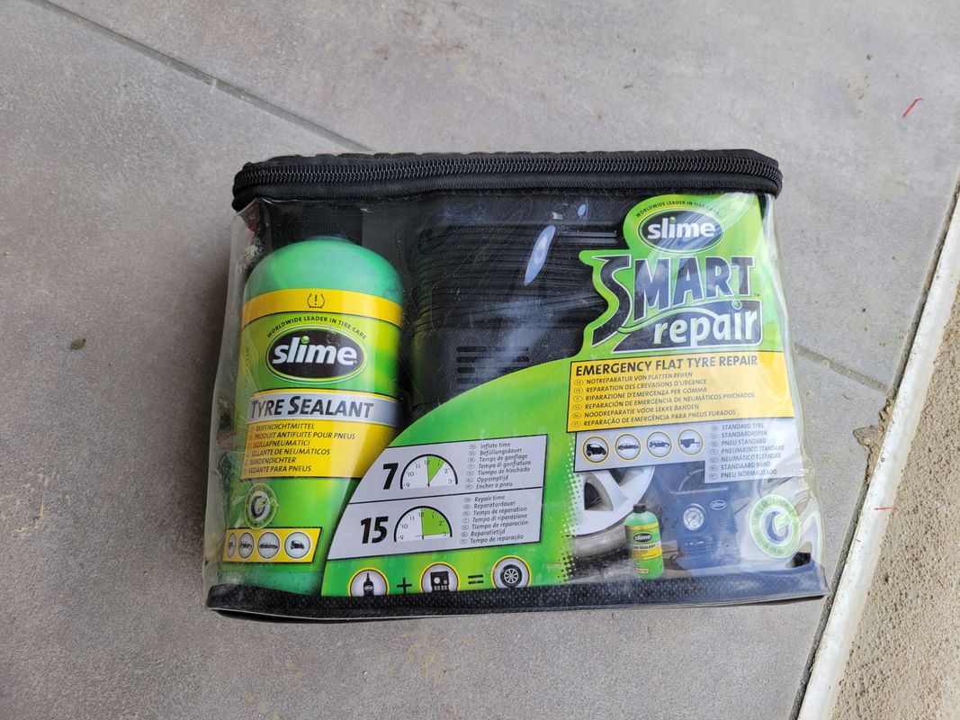 Kit de réparation pour pneus de voiture Slime Smart Repair avec