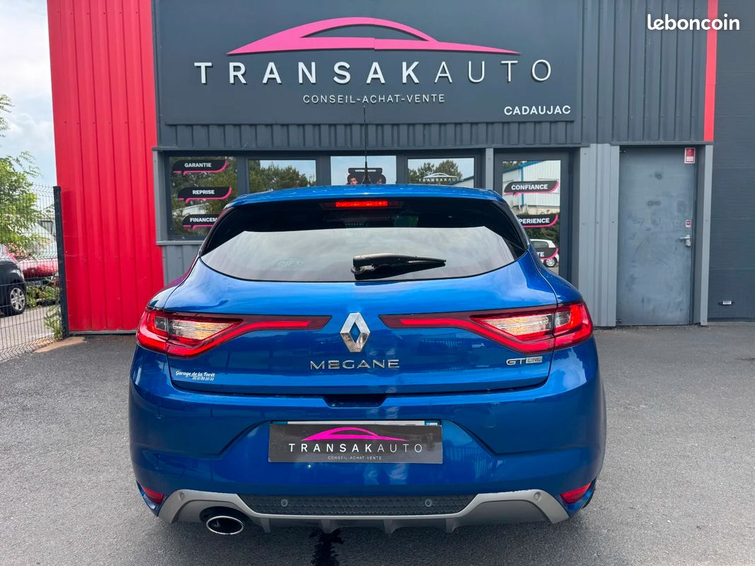 RENAULT MEGANE IV BERLINE TCe 130 Energy GT LINE/ APPLE CARPLAY/ SIEGES SPORT ALCANTARA/TISSU (image 4)