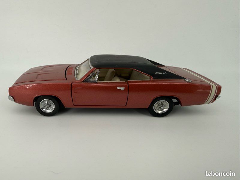 Miniatura Dodge Charger R/T 1968 John Wick 1:43 Greenlight - Réplica