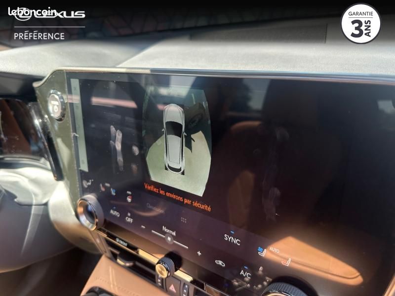 Lexus NX 450h+ Executive 4WD (image 25)