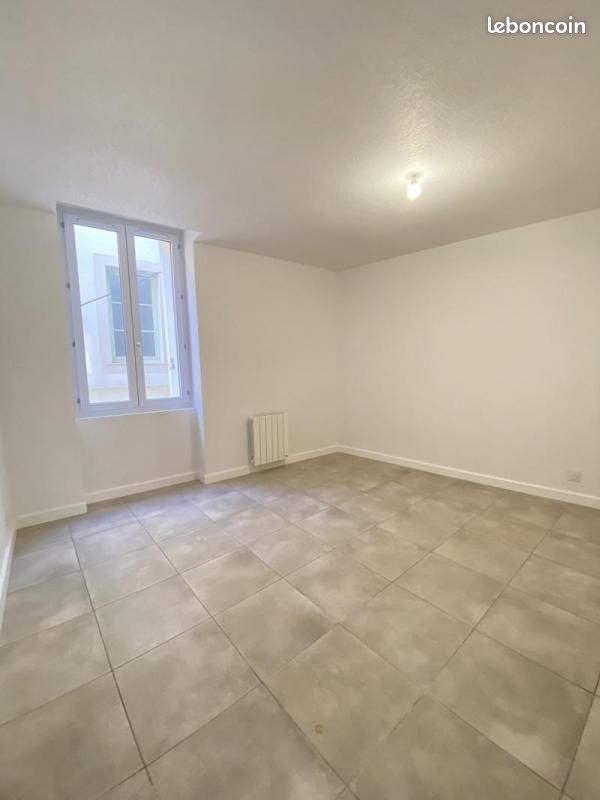 Appartement a louer romans-sur-isere - 4 pièce(s) - 95 m2 - Surfyn