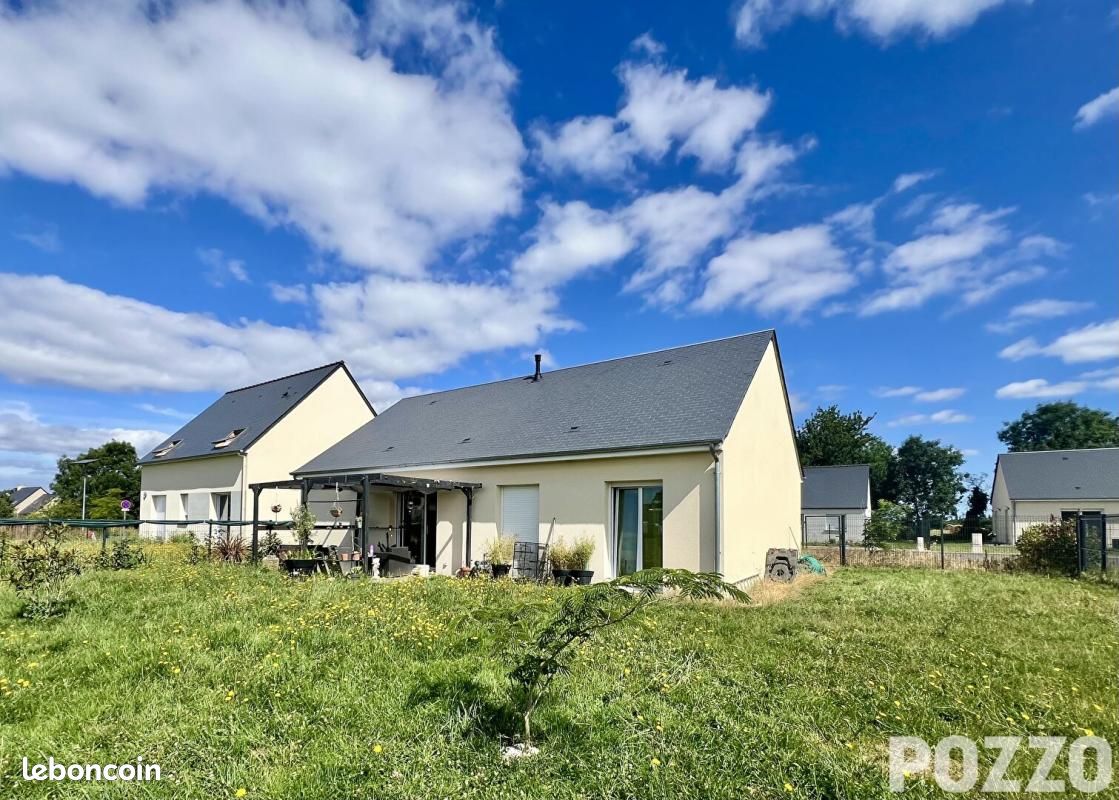 Maison 4 pièces 83 m² · à Couvains · 83 m² · 770 €