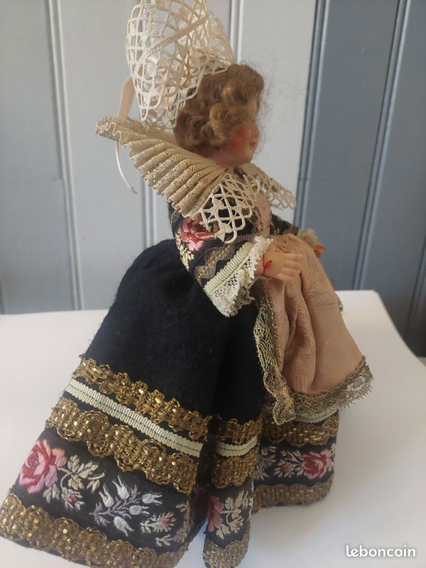 GRANDE POUPEE COSTUMEE PETIT COLIN N°270 la niçoise