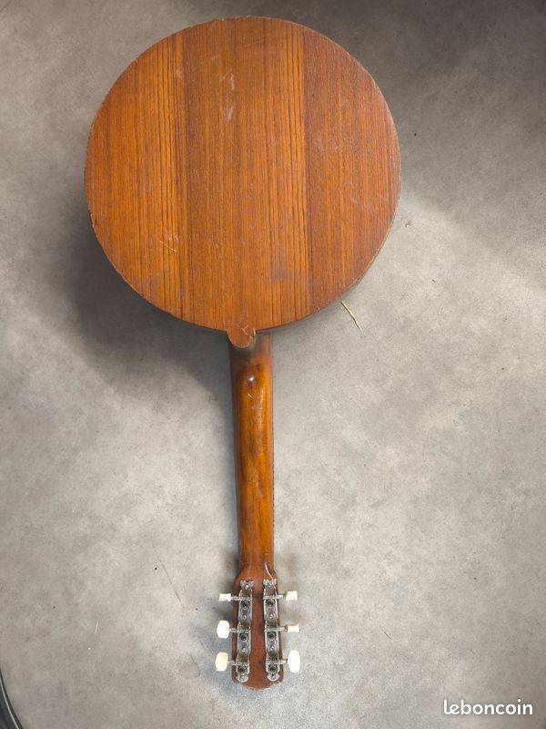Banjo (image 2)