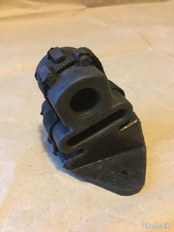 Silent-bloc D'échappement FA1 113-720 (EPDM) - Fixation Arrière Pot D'échappement - Compatible Multiple