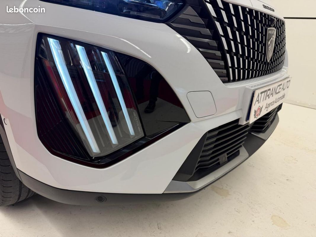 PEUGEOT 2008 1.2i 12V S&S - 130 - BV EAT8 II GT PHASE 2 (image 19)