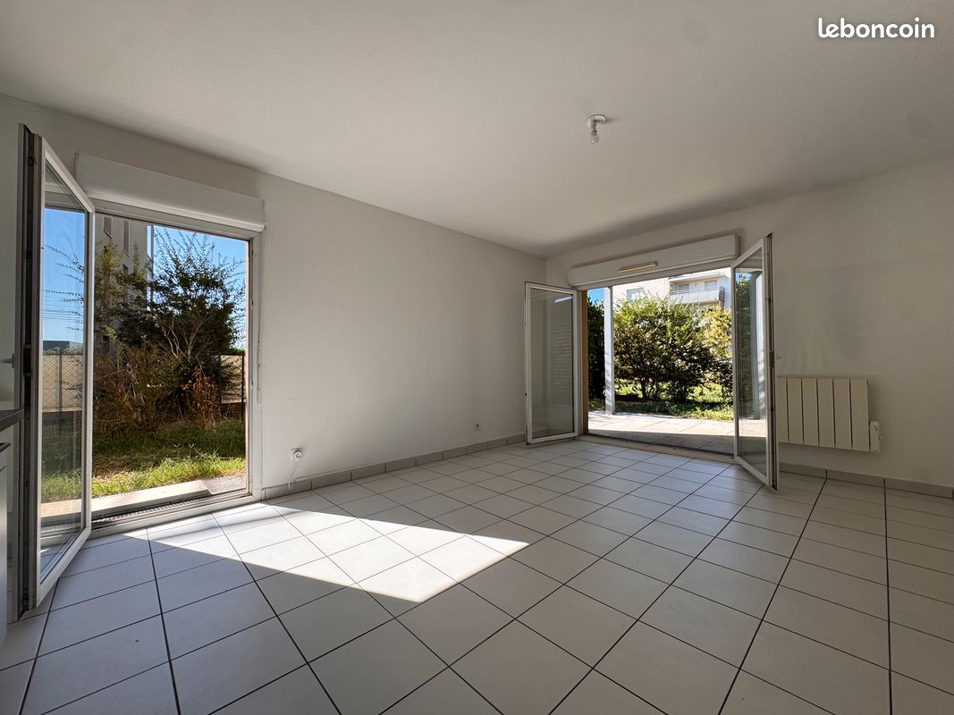 Appartement 3 pièces 60 m² · à Bron · 59,9 m² · 270 000 €