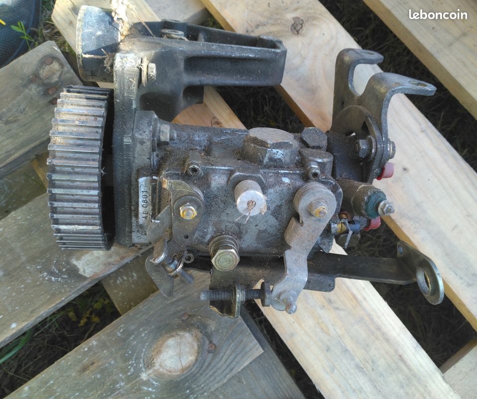 Pompe injection trafic 1 Renault 21 (image 1)