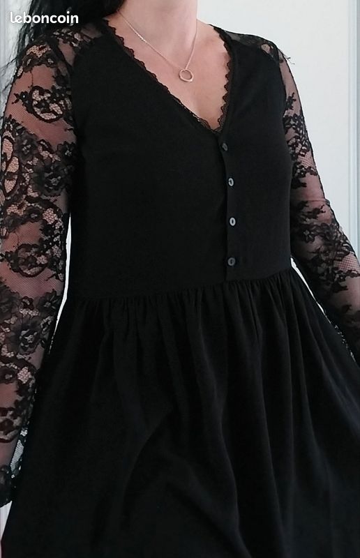 jolie combinaison &fond de robe vintage jolie dentelle T56