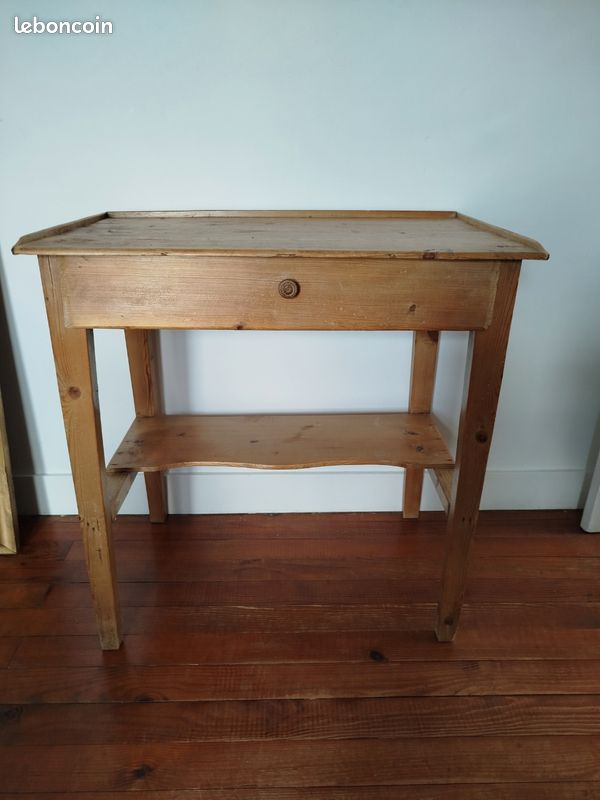 Table d'appoint en bois Ancienne (image 1)