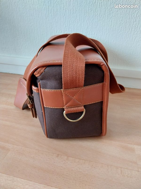 ANCIENNE SACOCHE EN CUIR SURPIQUE SACAR MADE IN FRANCE