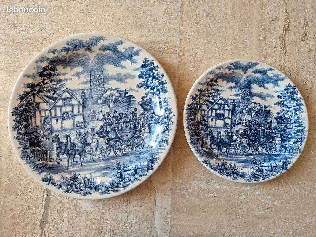 2 assiettes motife malle poste diligence calèche neuve (image 1)
