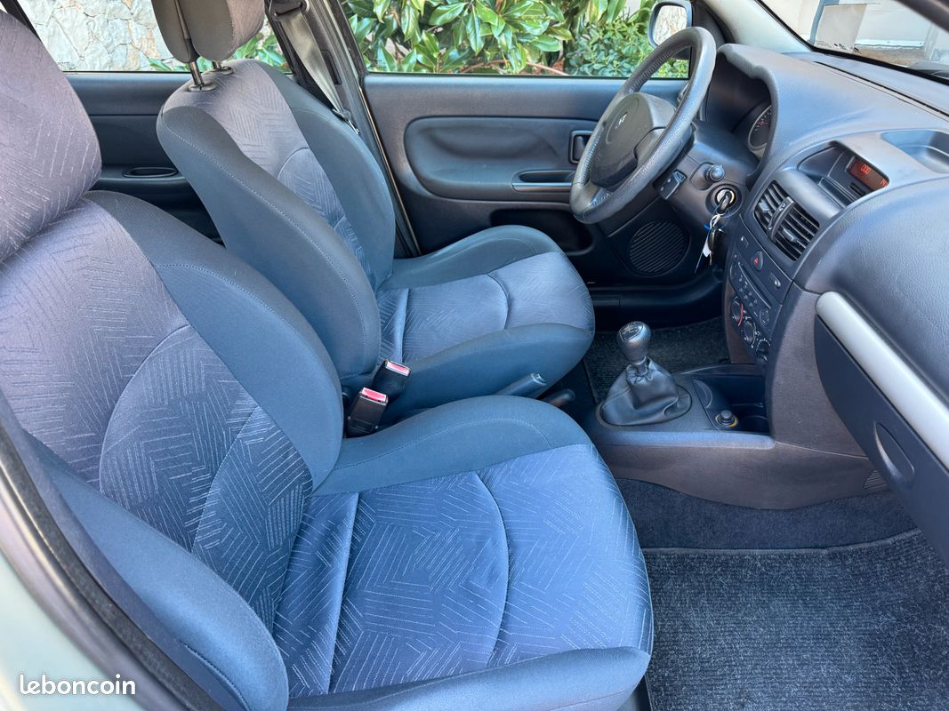 Renault Clio II 1.5 dCi 65 ch – 5 portes – 99 000 km – Révisée – Garantie 6 mois (image 7)
