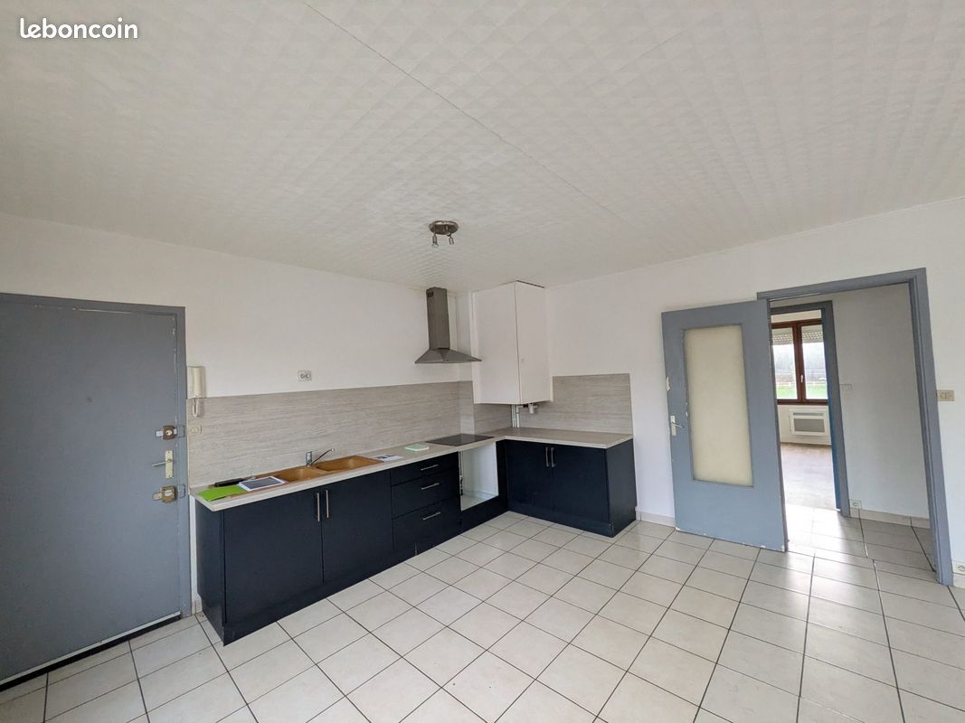 Appartement 3 pièces 73 m² · à Lens · 73 m² · 103 000 €