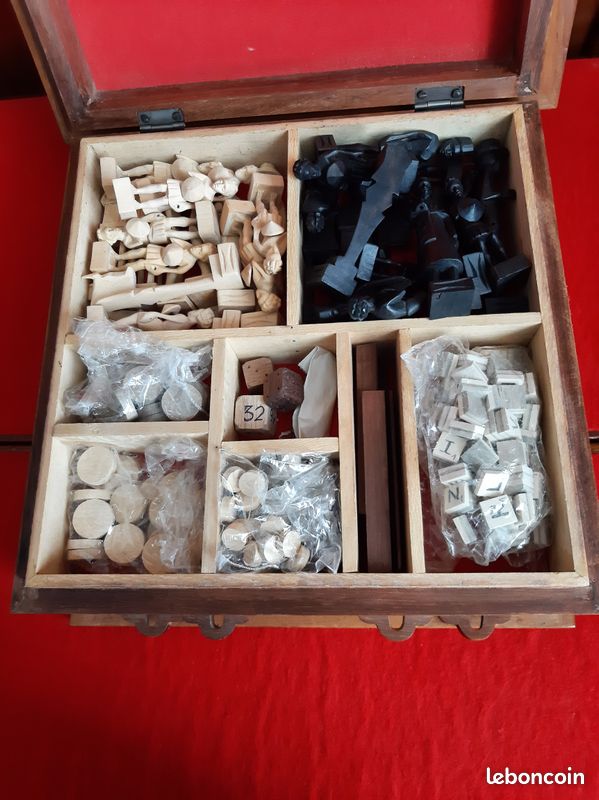 Jeu De Dames Ancien – Pions Bois – Boîte Carton Velours – Fabrication Française