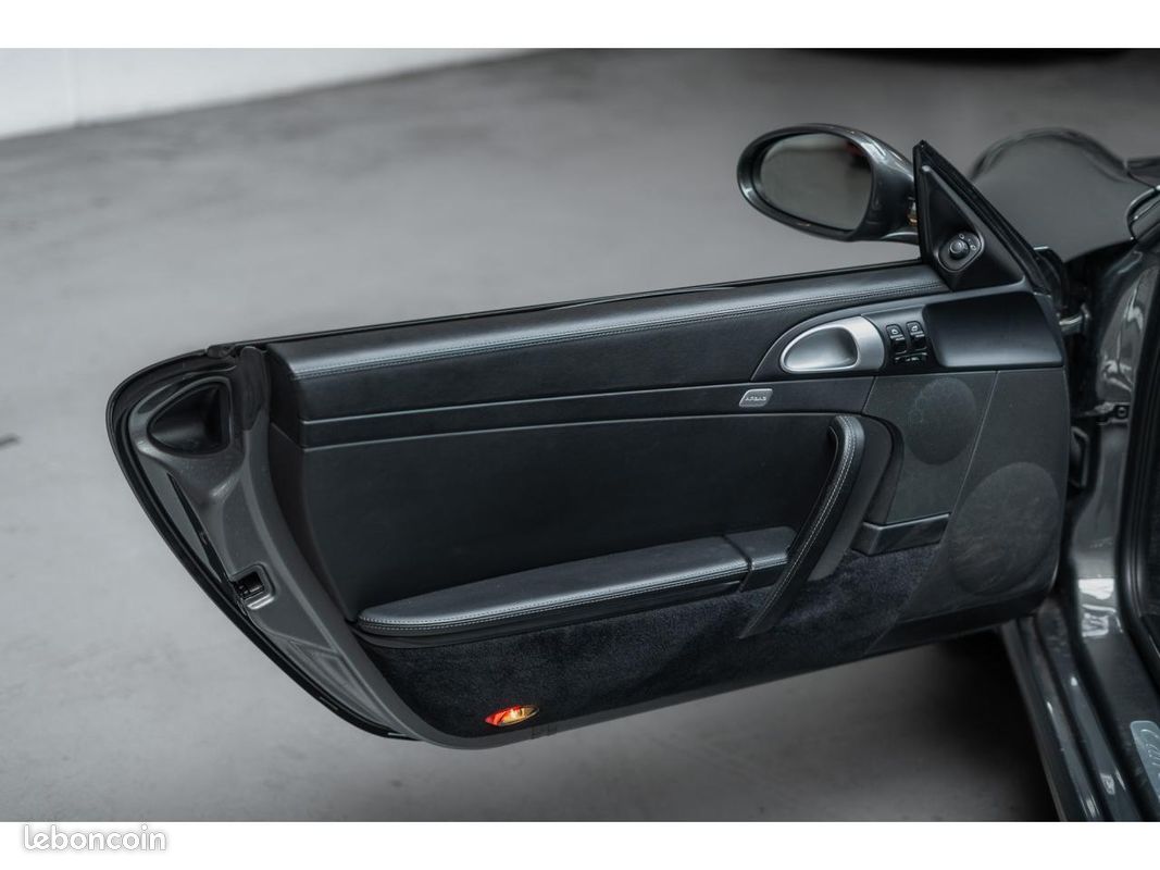 PORSCHE 911 997.2 Carrera S Cabriolet *Française / Gris Météor (image 19)