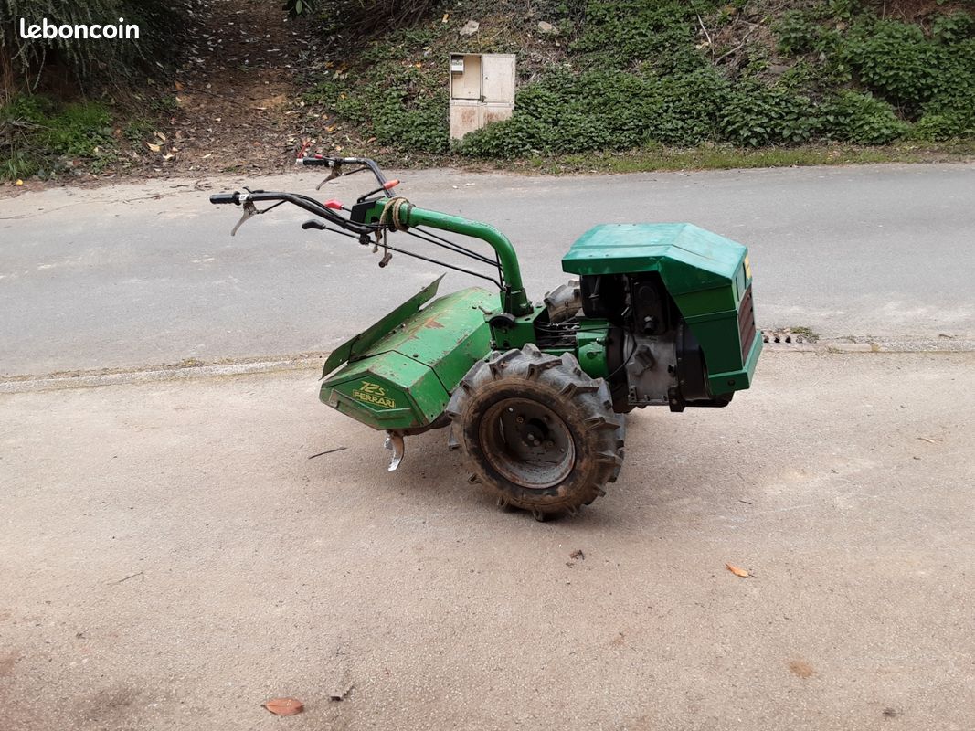 Récupération de matériel de motoculture (image 1)