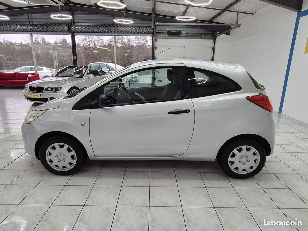 FORD KA 1.2 i 70 cv Trend (image 8)