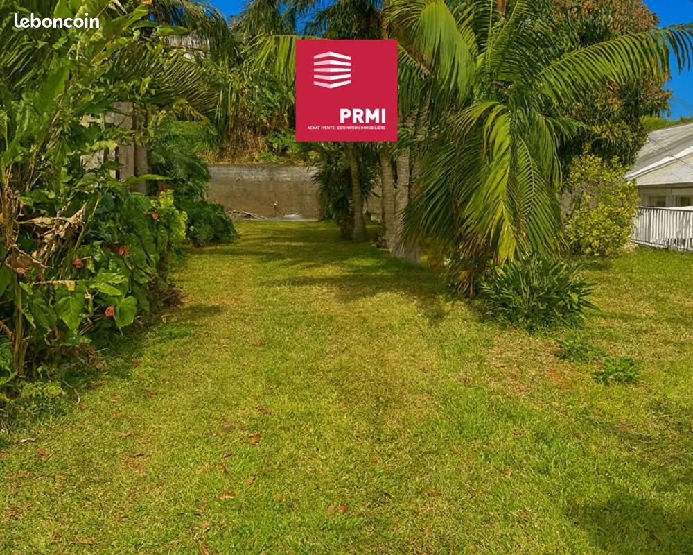 Terrain 440 m² Petite Ile (image 2)