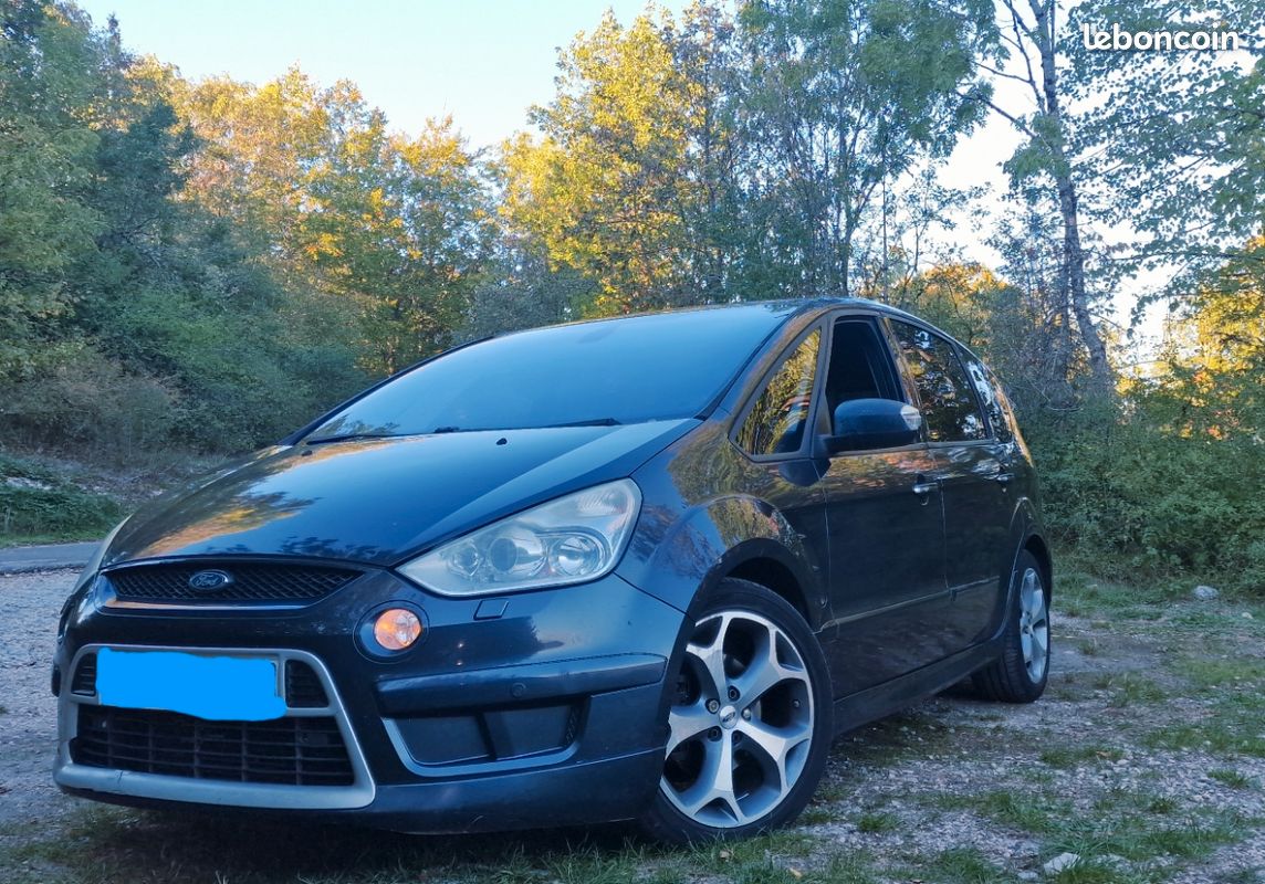 Ford S-Max (image 1)