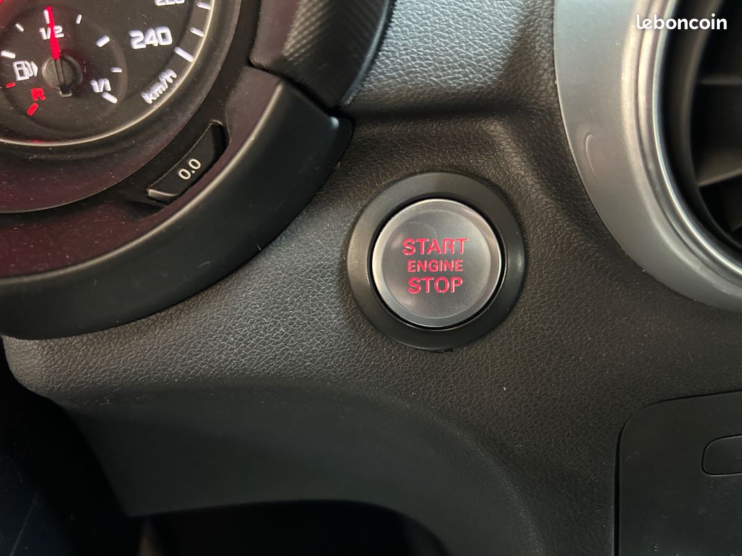 AUDI A1 1.4 TFSI 150CH S-LINE S-TRONIC - AUDIO BOSE - ACCÈS MAIN LIBRE - RADAR AV/AR - PHARES ADAPTATIFs (image 24)
