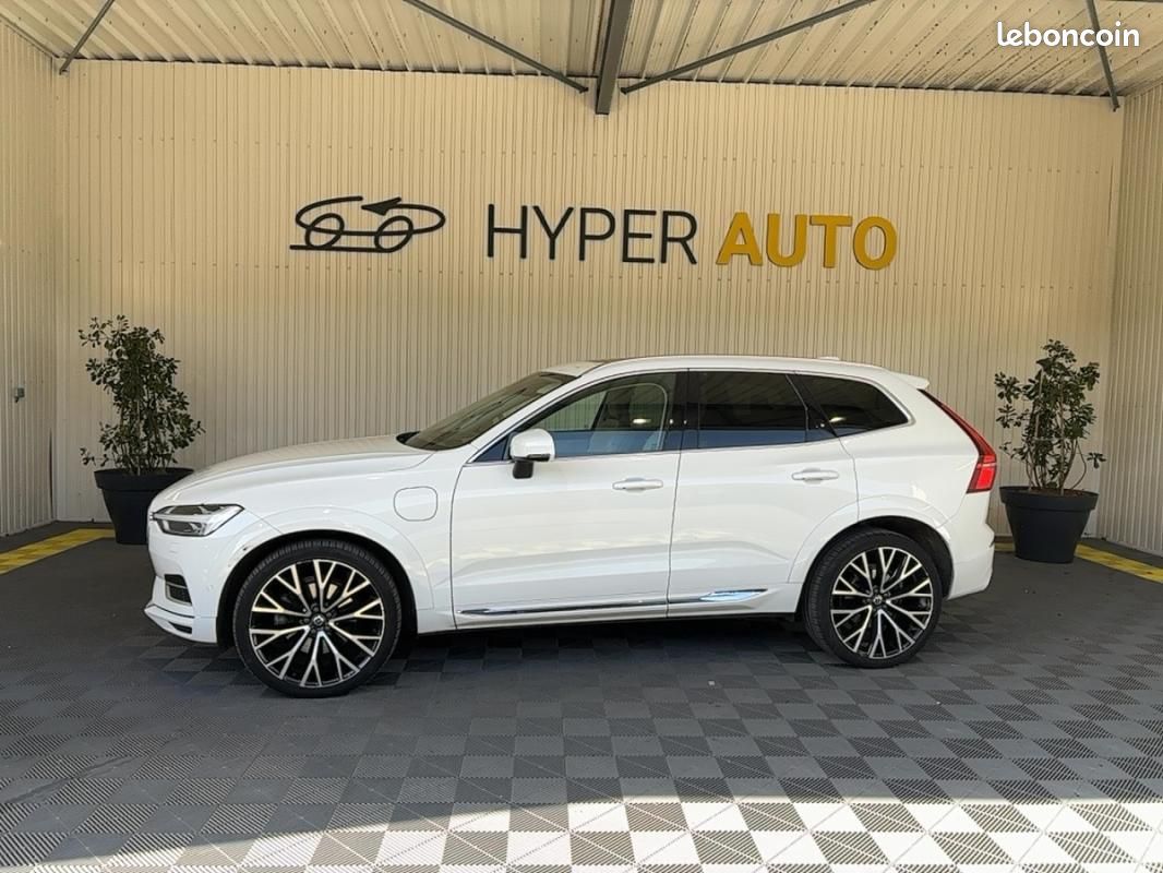 Volvo XC60 T8 TWIN ENGINE 303 CH + 87 GEARTRONIC 8 INSCRIPTION (image 1)