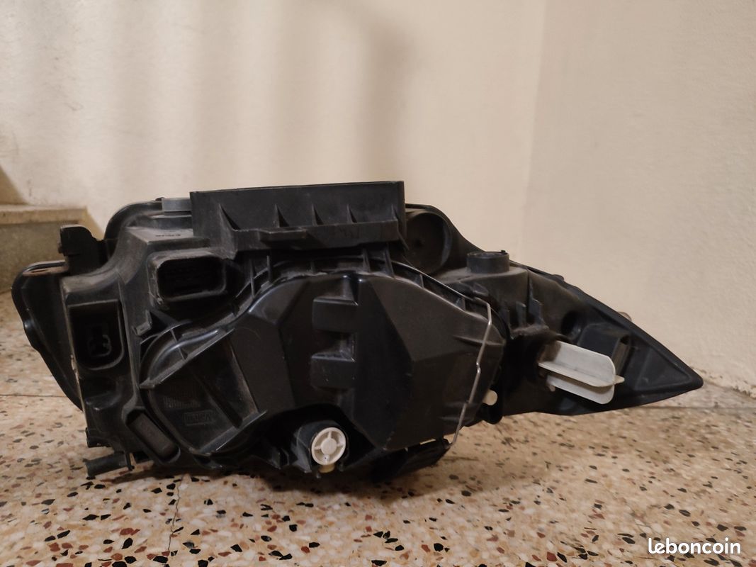 Phare avant droit bmw e87 e82 e88 (image 2)