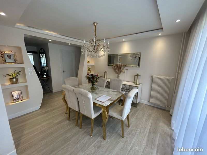 Appartement 6 pièces 113 m² · à Montbéliard · 113 m² · 110 000 €