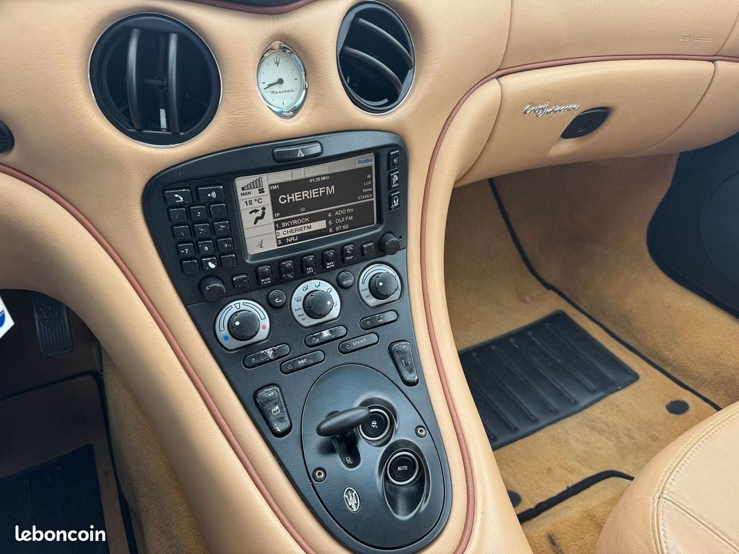 Maserati COUPE 4.2 CAMBIOCORSA (image 18)