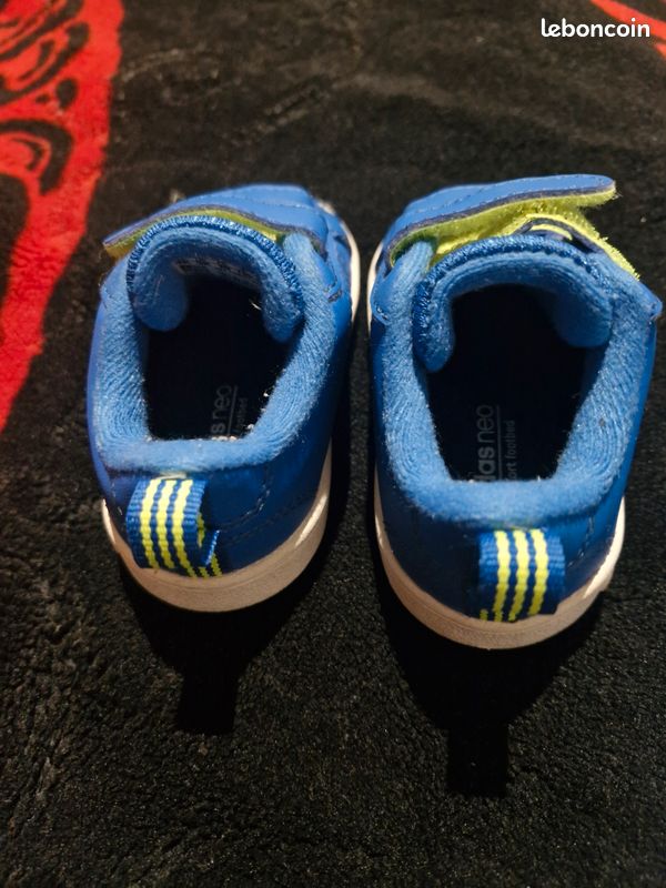 Chaussures enfant Adidas neuf 19 (image 3)